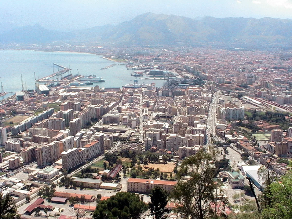 Le spiagge più belle di Palermo: sabbia, calette e spiagge libere (2026)