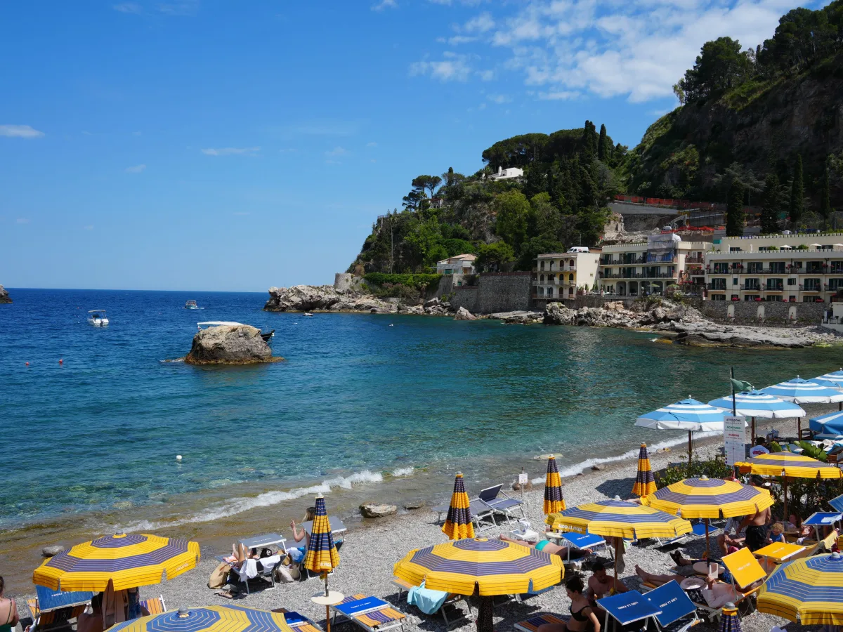 Taormina con bambini: spiagge sicure, parchi e attività per tutta la famiglia