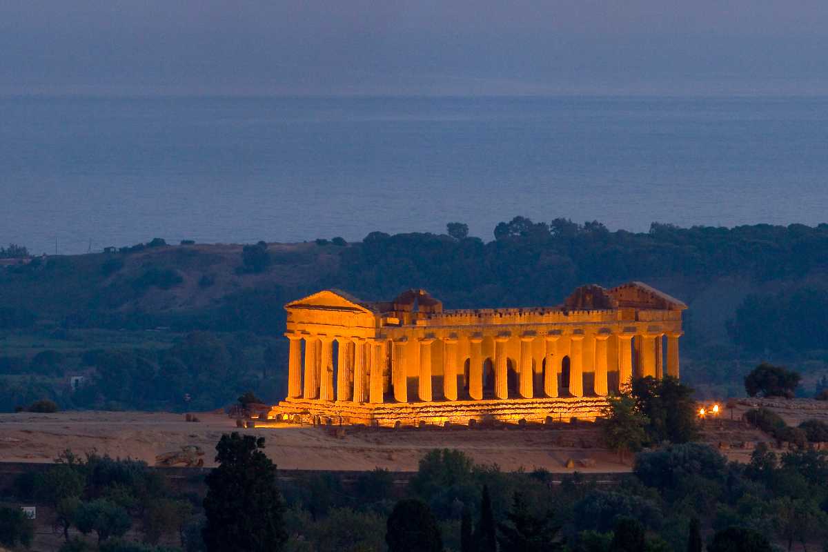 Vista panoramica della Valle dei Templi ad Agrigento