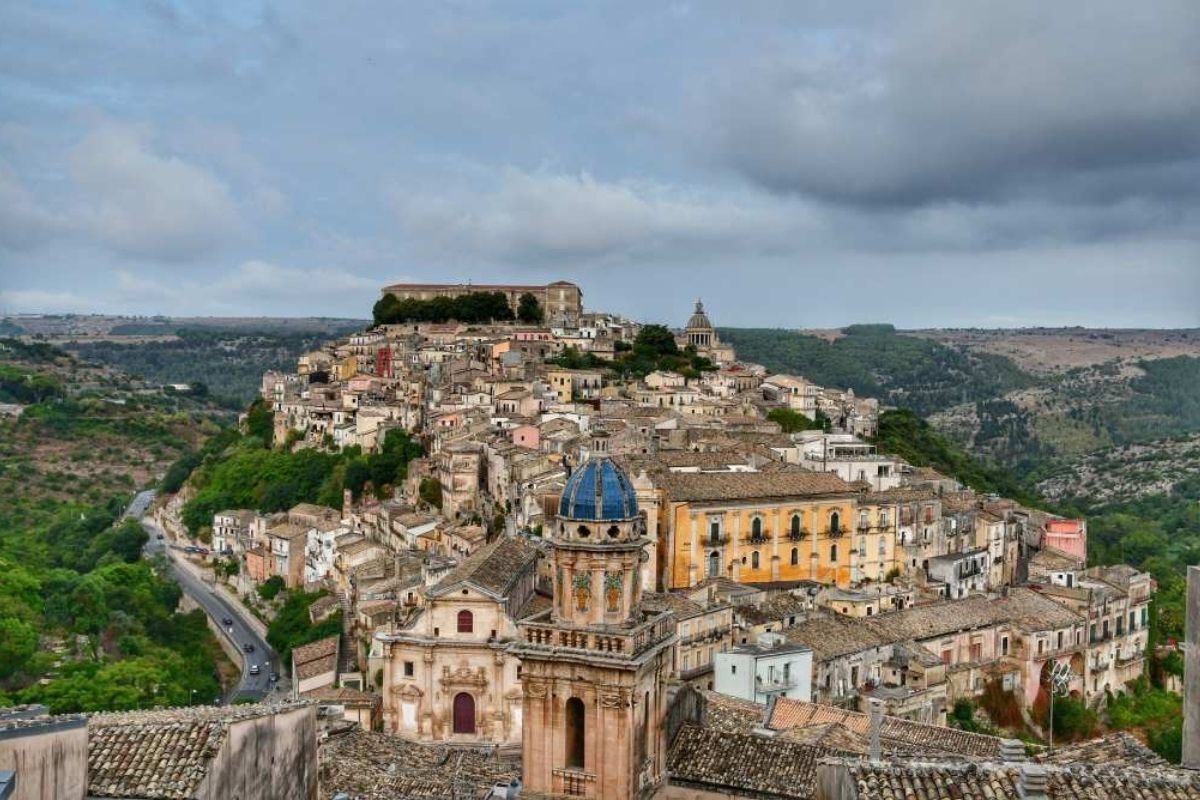 Panorama di Ragusa, con i suoi edifici barocchi