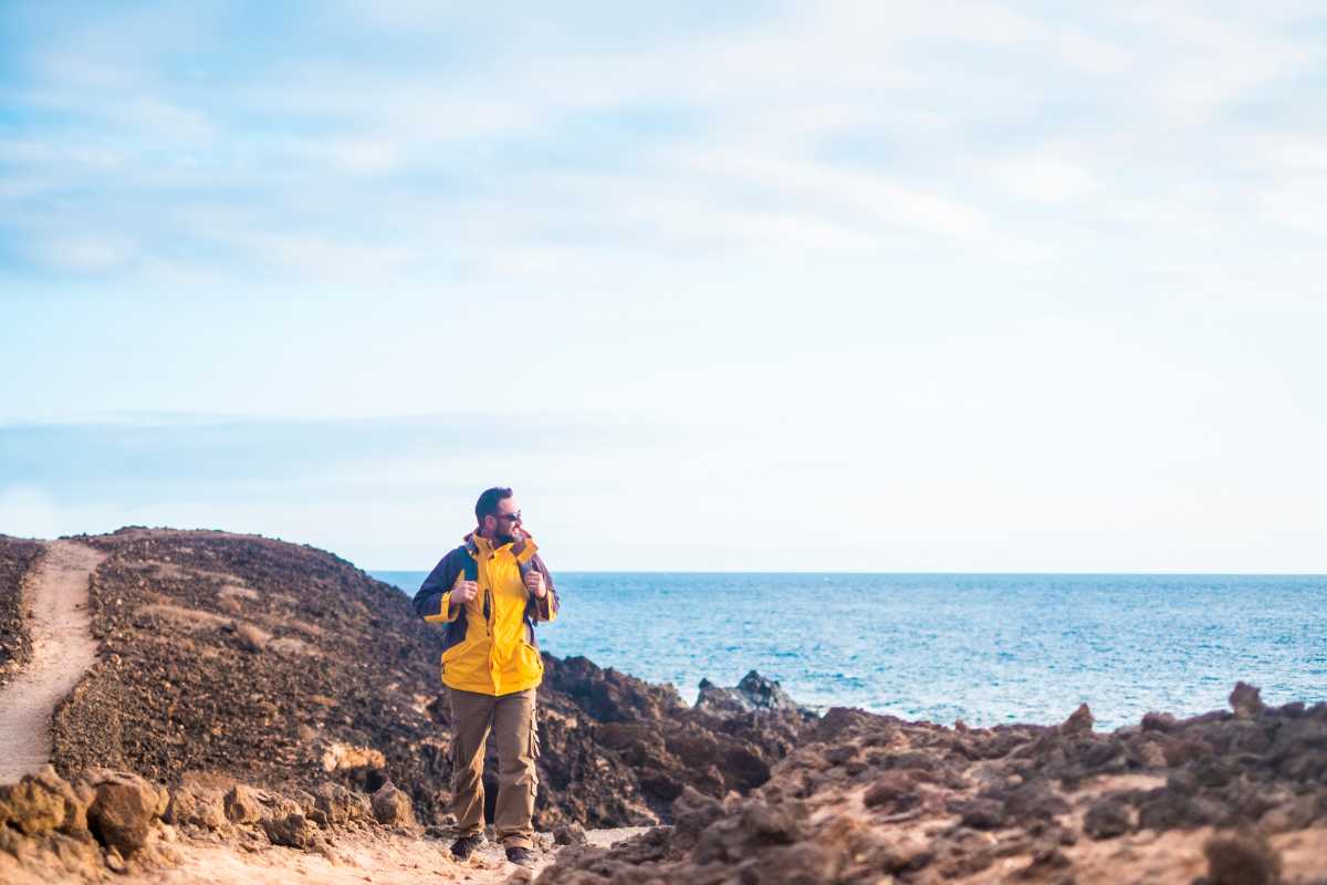 Vista panoramica di Trapani e dei suoi dintorni, evidenziando la bellezza naturale